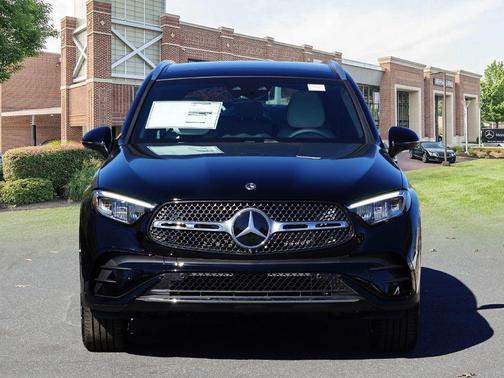 2026 Mercedes-Benz GLC 300 4MATIC