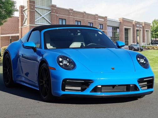 2023 Porsche 911 Targa 4S
