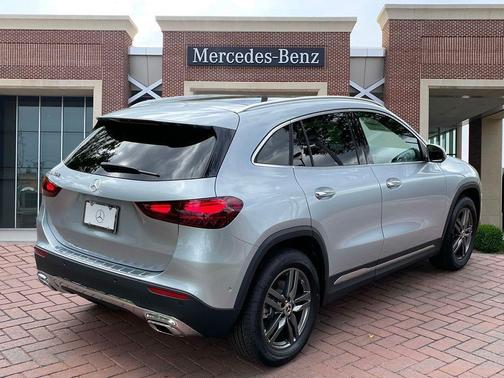 2025 Mercedes-Benz GLA 250 4MATIC