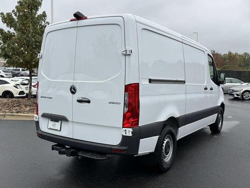 2025 Mercedes-Benz Sprinter 2500 Standard Roof