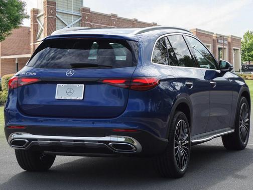 2026 Mercedes-Benz GLC 300 Base