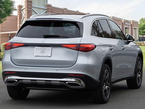 2026 Mercedes-Benz GLC 300 4MATIC