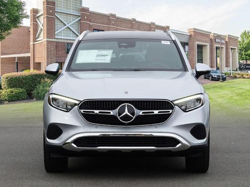 2026 Mercedes-Benz GLC 300 4MATIC