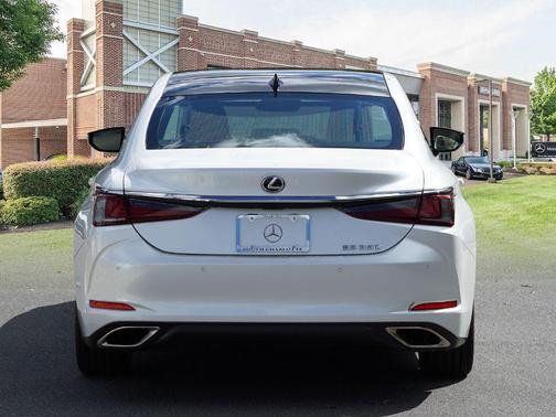 2024 Lexus ES 350 Luxury