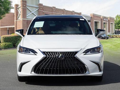 2024 Lexus ES 350 Luxury