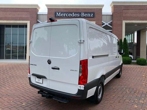 2025 Mercedes-Benz Sprinter 2500 Standard Roof