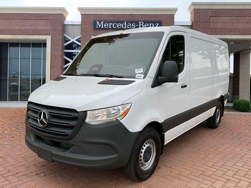 2025 Mercedes-Benz Sprinter 2500 Standard Roof