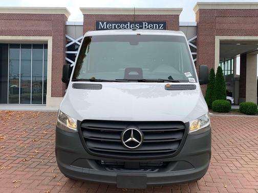 2025 Mercedes-Benz Sprinter 2500 Standard Roof