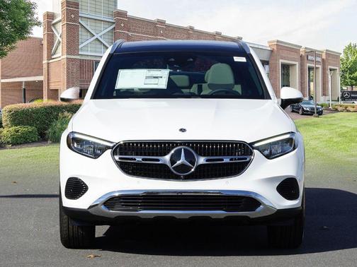 2026 Mercedes-Benz GLC 300 4MATIC