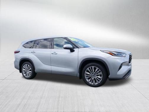 2024 Toyota Highlander Platinum