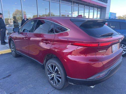 2024 Toyota Venza LE