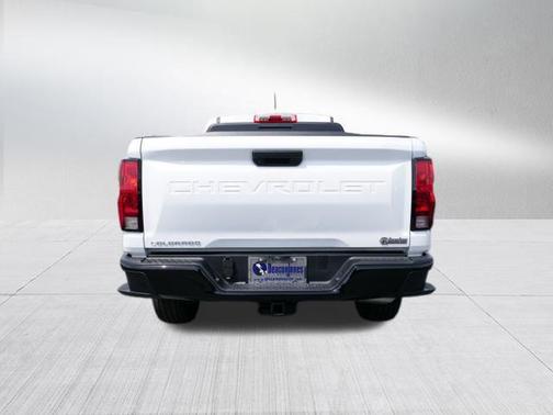 2024 Chevrolet Colorado WT
