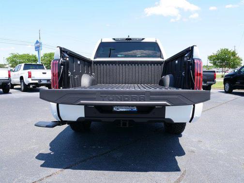 2025 Toyota Tundra Hybrid Platinum