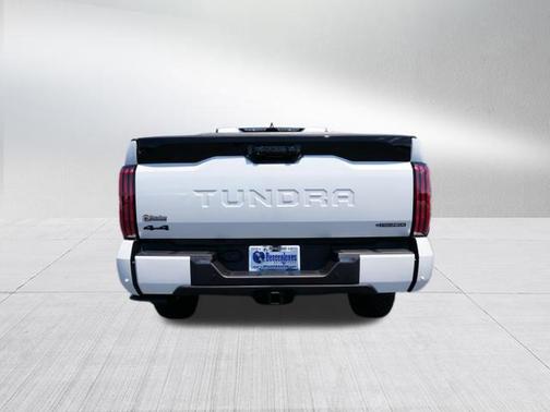 2025 Toyota Tundra Hybrid Platinum