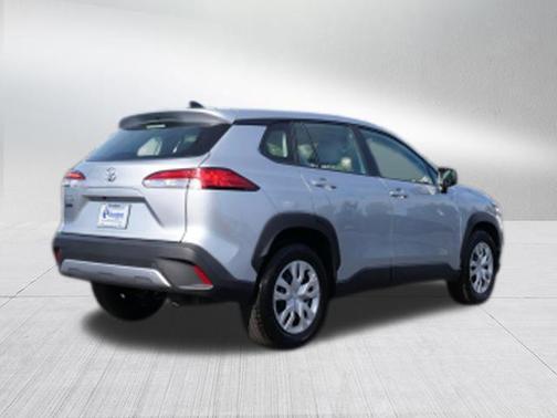 Sonic Silver 2023 Toyota Corolla Cross L