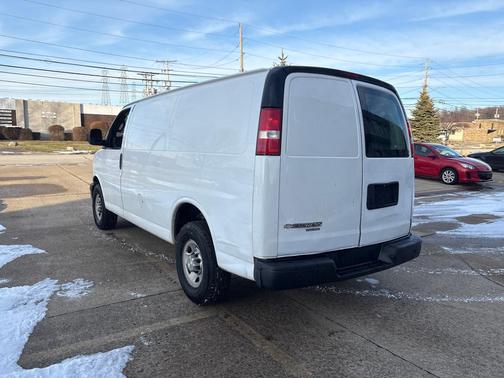 2016 Chevrolet Express 2500 Work Van