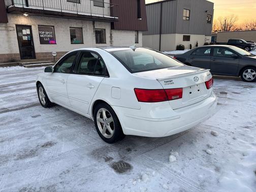 2010 Hyundai SONATA SE