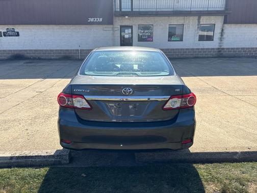 2012 Toyota Corolla LE