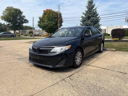2014 Toyota Camry SE