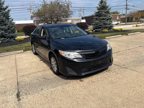 2014 Toyota Camry SE