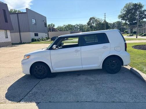 2013 Scion xB 10 Series