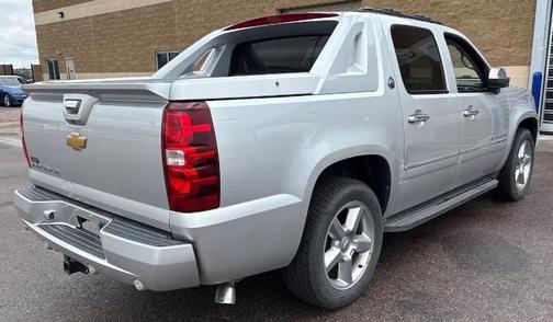 Silver Ice Metallic 2013 Chevrolet Avalanche LTZ