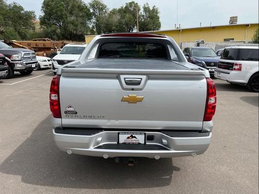 Silver Ice Metallic 2013 Chevrolet Avalanche LTZ
