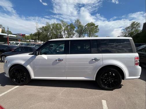 White 2017 Ford Flex SEL