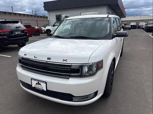 White 2017 Ford Flex SEL