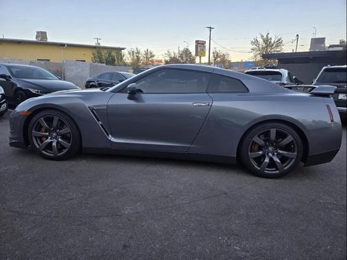 2009 Nissan GT-R Premium