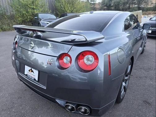 2009 Nissan GT-R Premium