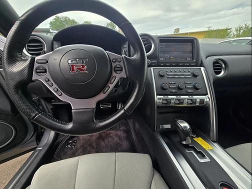 2009 Nissan GT-R Premium