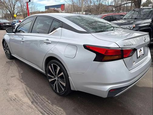 2022 Nissan Altima S FWD