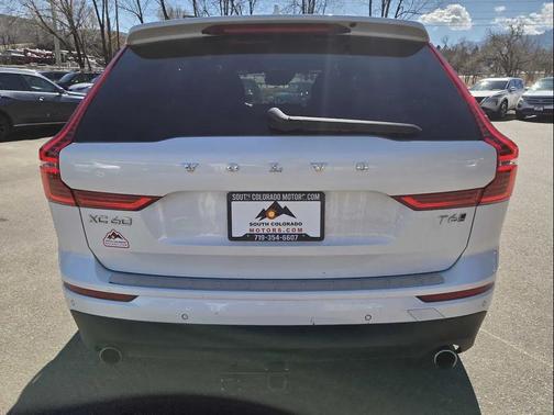 2018 Volvo XC60 T6 Momentum