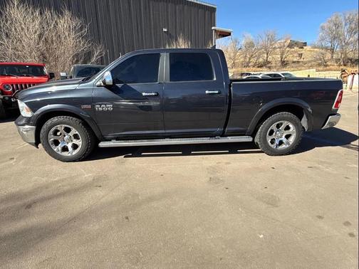 2017 RAM 1500 Laramie