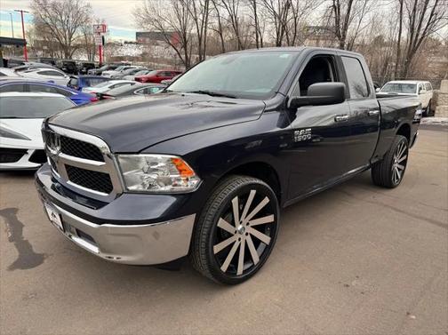 2016 RAM 1500 SLT