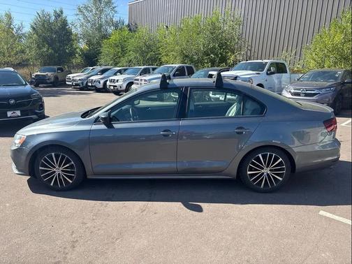2016 Volkswagen Jetta 1.8T Sport