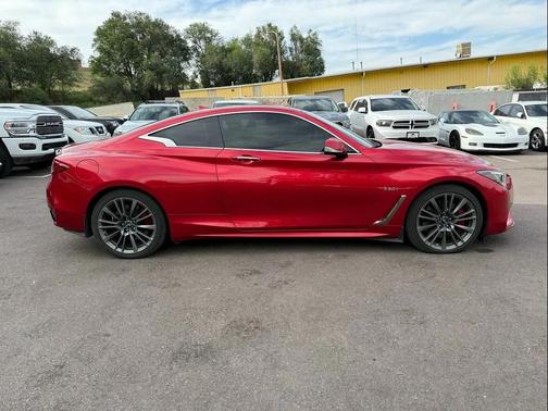 2017 INFINITI Q60 3.0t Red Sport 400