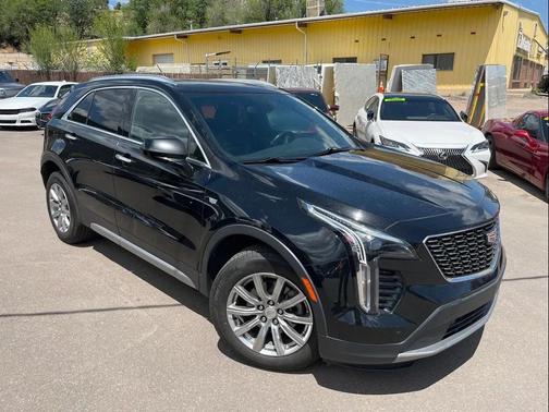 Stellar Black Metallic 2019 Cadillac XT4 Premium Luxury