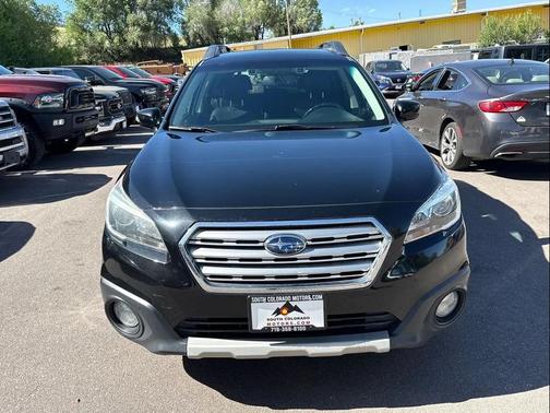Crystal Black Silica 2016 Subaru Outback 3.6R Limited