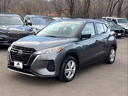 2023 Nissan Kicks S