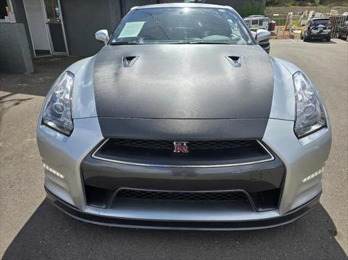 2013 Nissan GT-R Premium