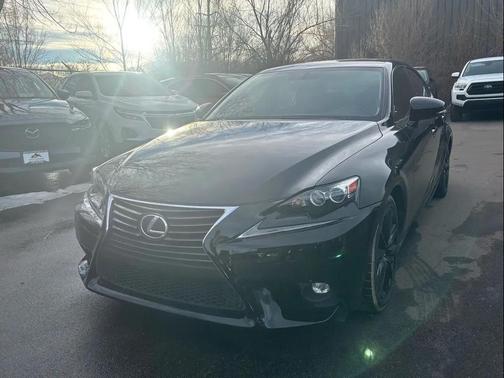 2016 Lexus IS 300 Base