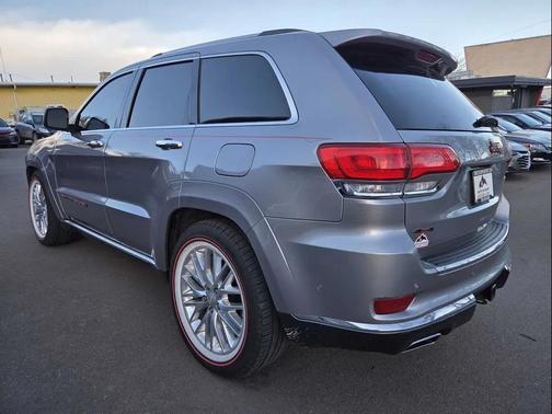 2018 Jeep Grand Cherokee Summit
