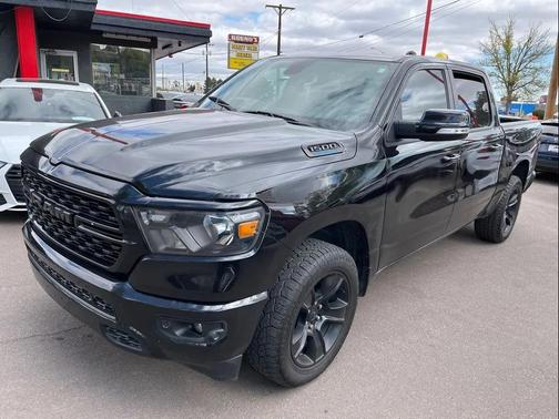 Diamond Black Crystal Pearlcoat 2022 RAM 1500 Big Horn/Lone Star