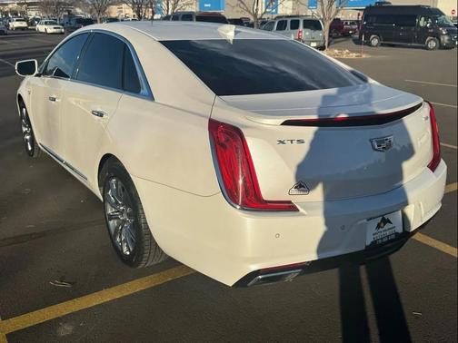 2018 Cadillac XTS Luxury