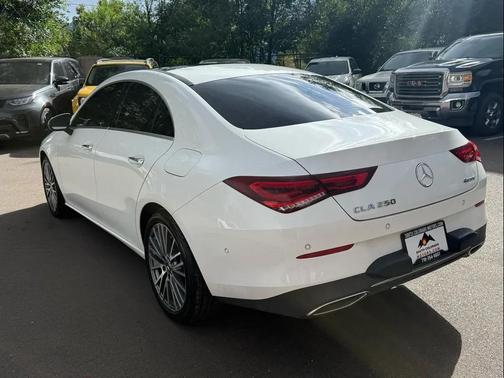 2022 Mercedes-Benz CLA 250 4MATIC
