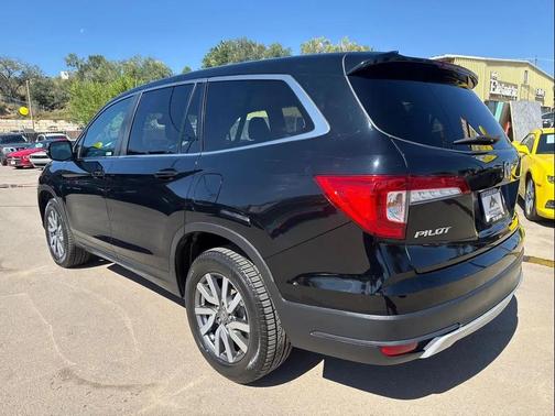 Black Forest Pearl 2021 Honda Pilot AWD EX-L