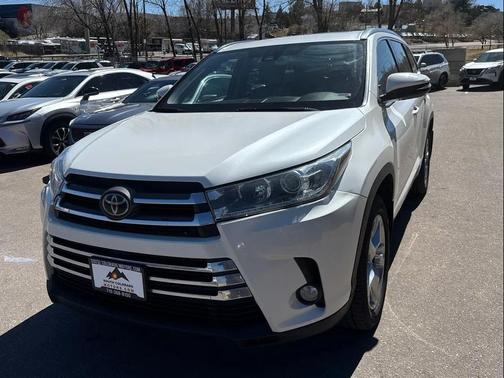 2017 Toyota Highlander Limited