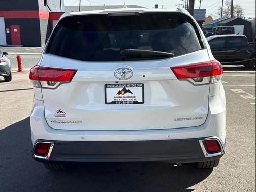 2017 Toyota Highlander Limited